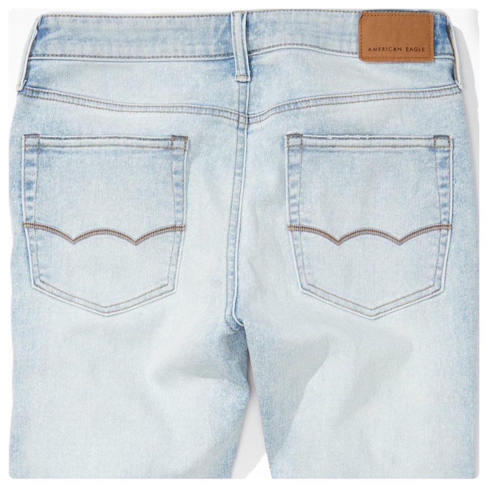 NWOT American Eagle Airflex+ Patched Athletic Skinny Jeans Light Blue Mens 29x32 - Picture 3 of 12